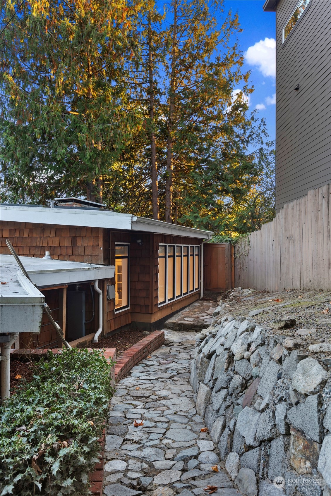 5101 SW Pritchard Street