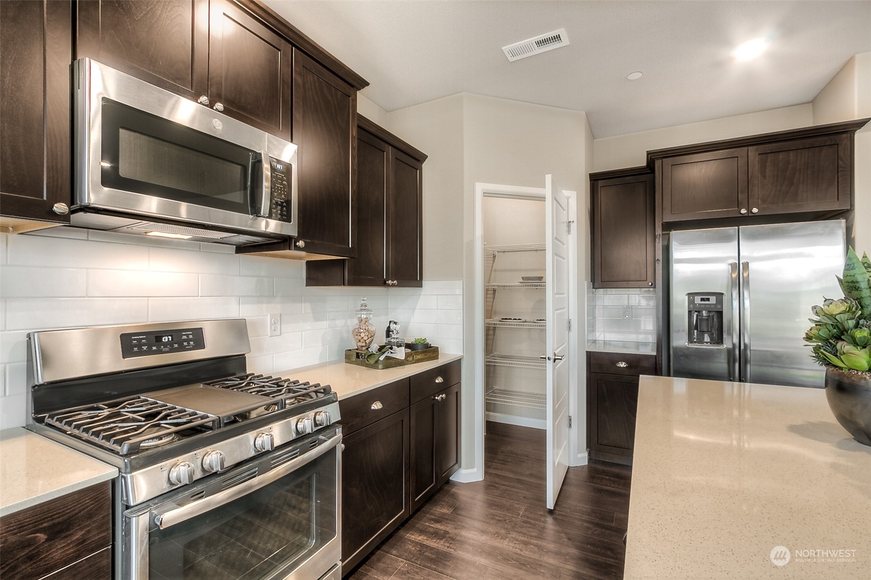 8201 285th Place NW Unit: 19