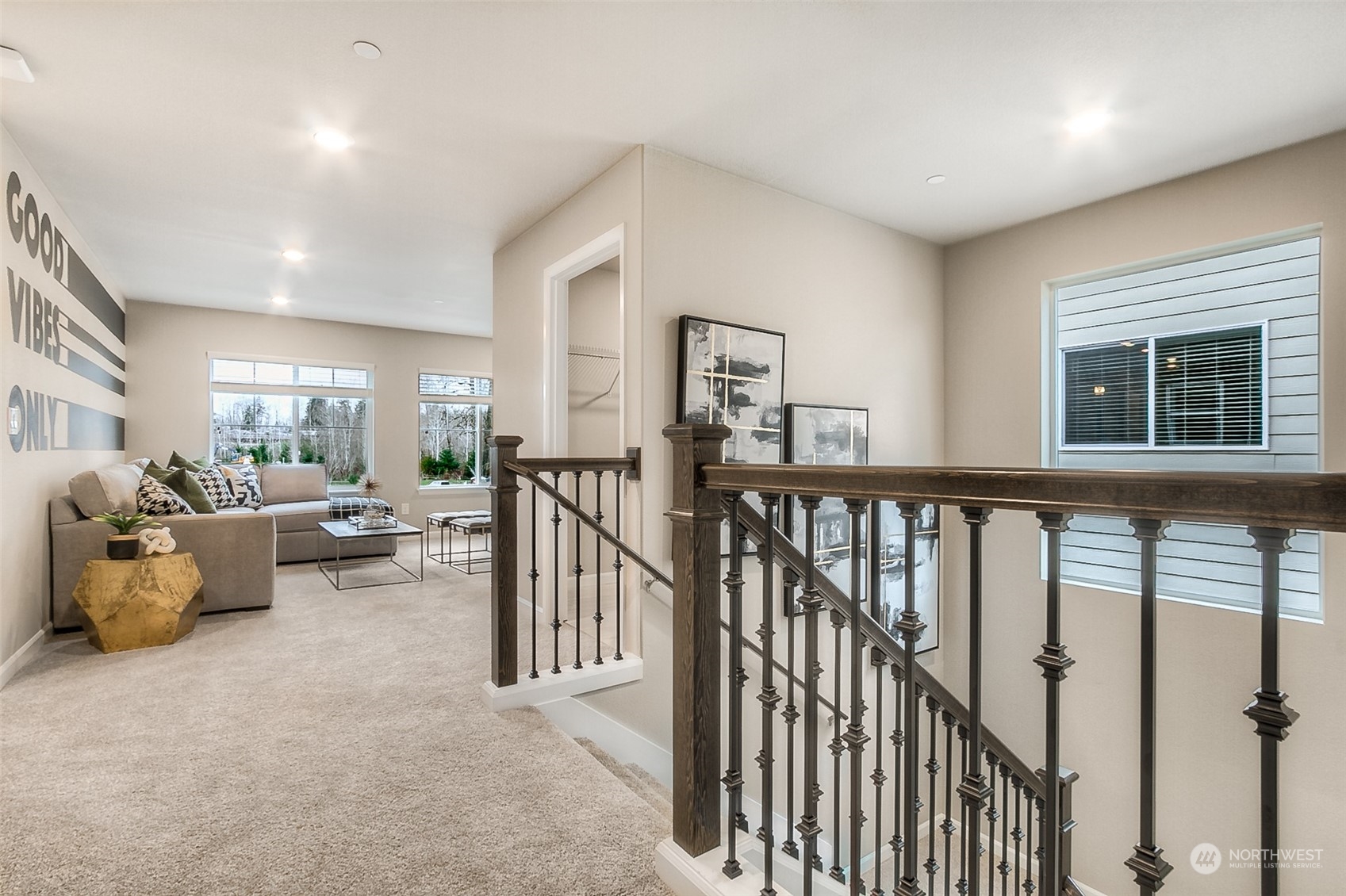 8201 285th Place NW Unit: 19