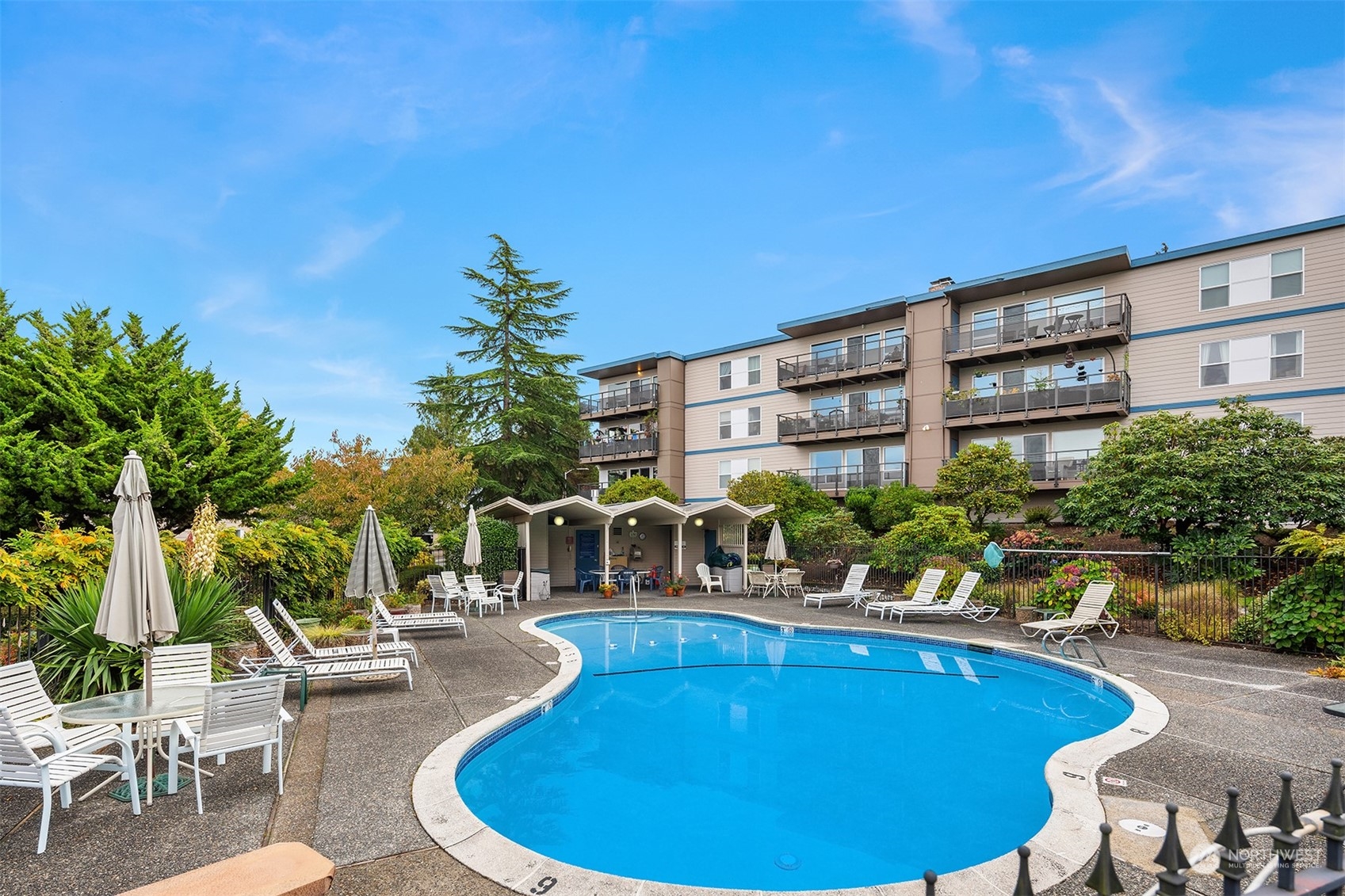 550 Elm Way Unit: 409