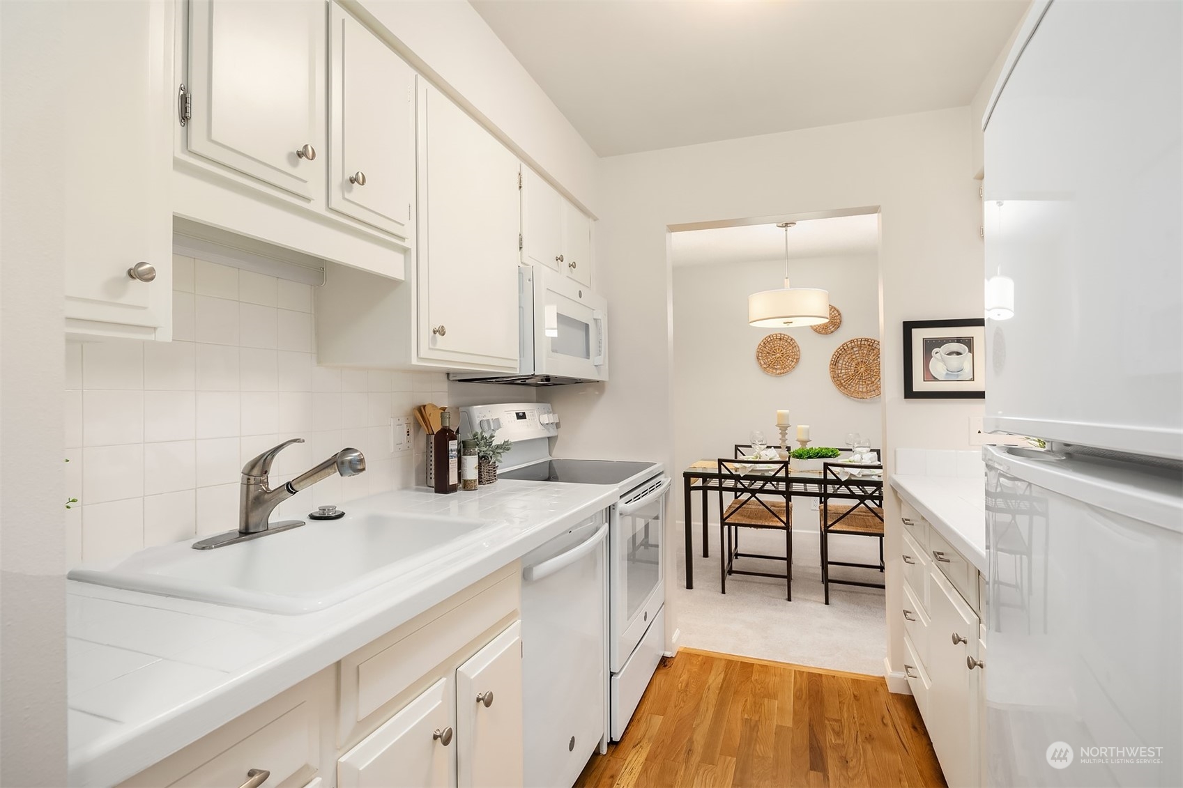 550 Elm Way Unit: 409