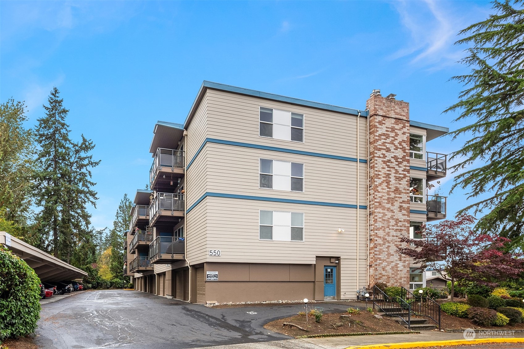 550 Elm Way Unit: 409