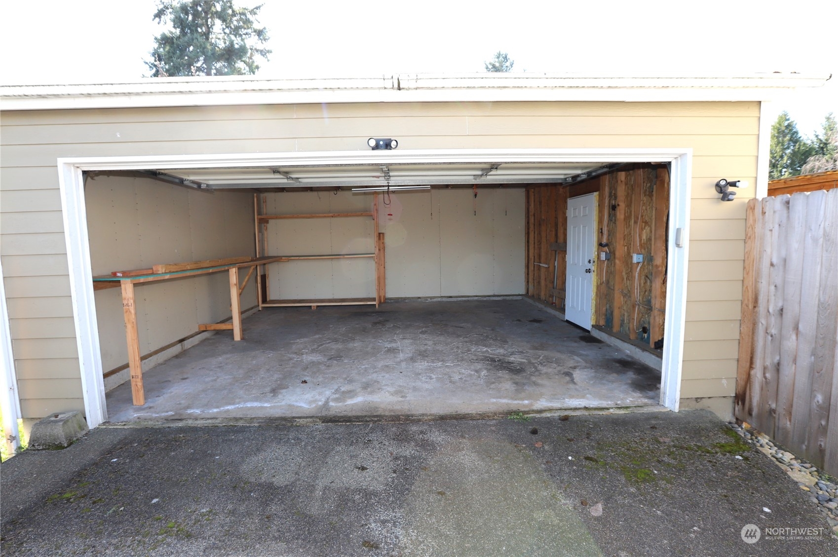 1106 4th Avenue SE