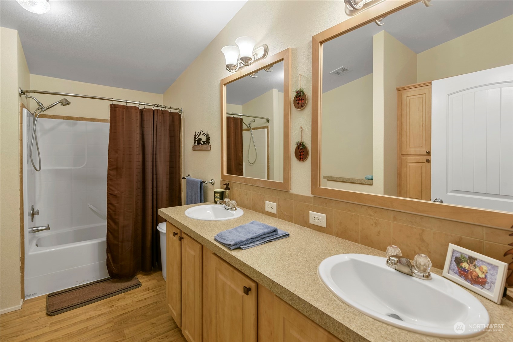 111 NW Beaver Ridge Lane