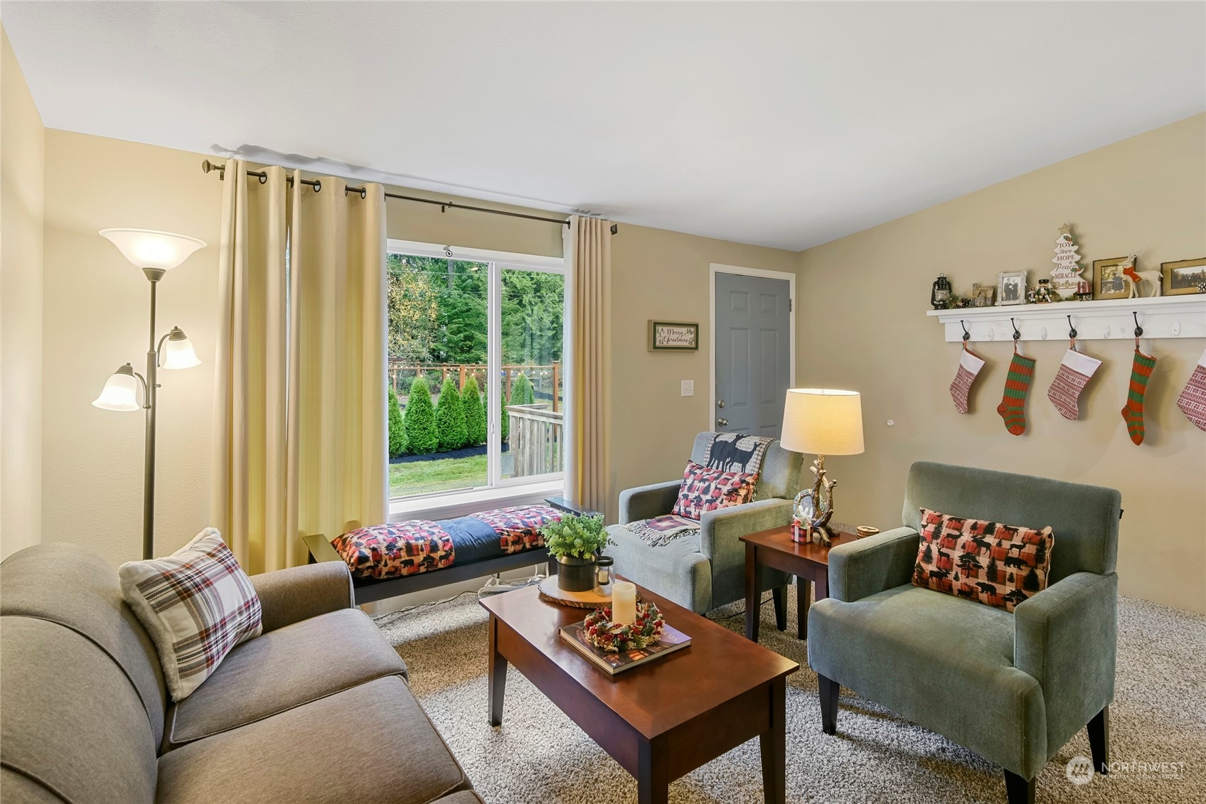 111 NW Beaver Ridge Lane