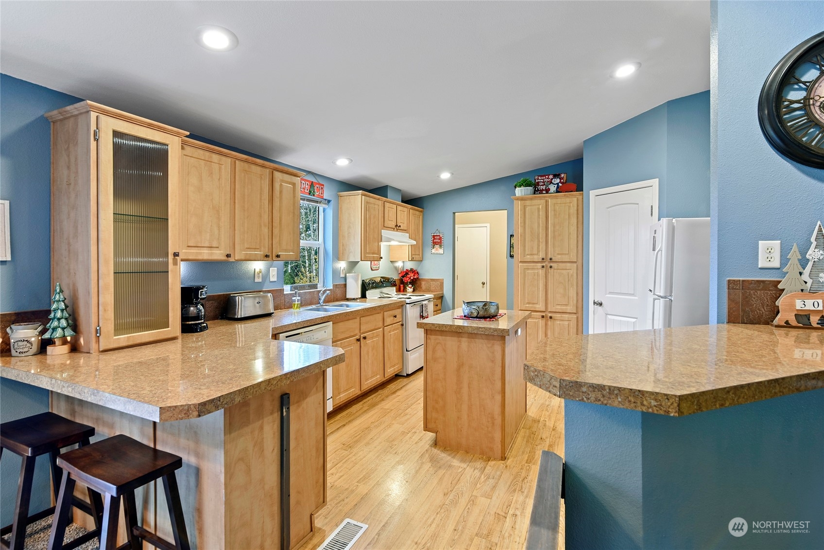 111 NW Beaver Ridge Lane