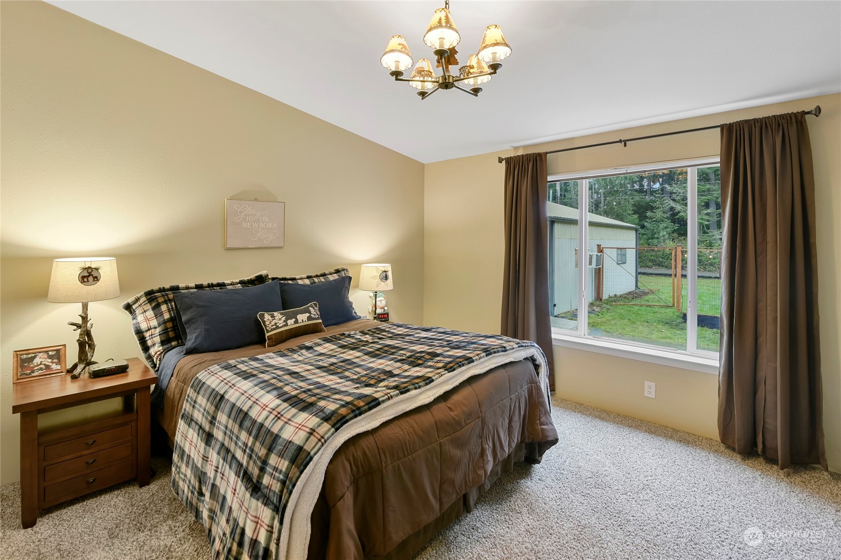 111 NW Beaver Ridge Lane