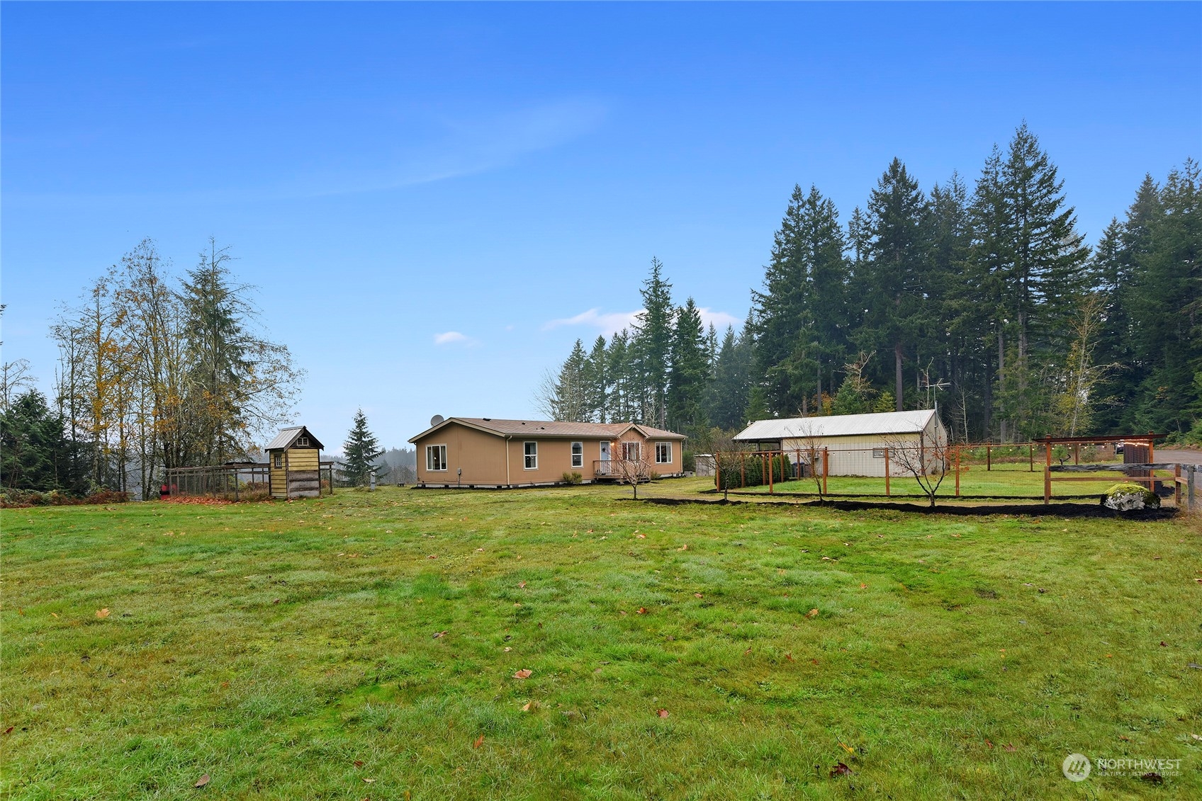 111 NW Beaver Ridge Lane