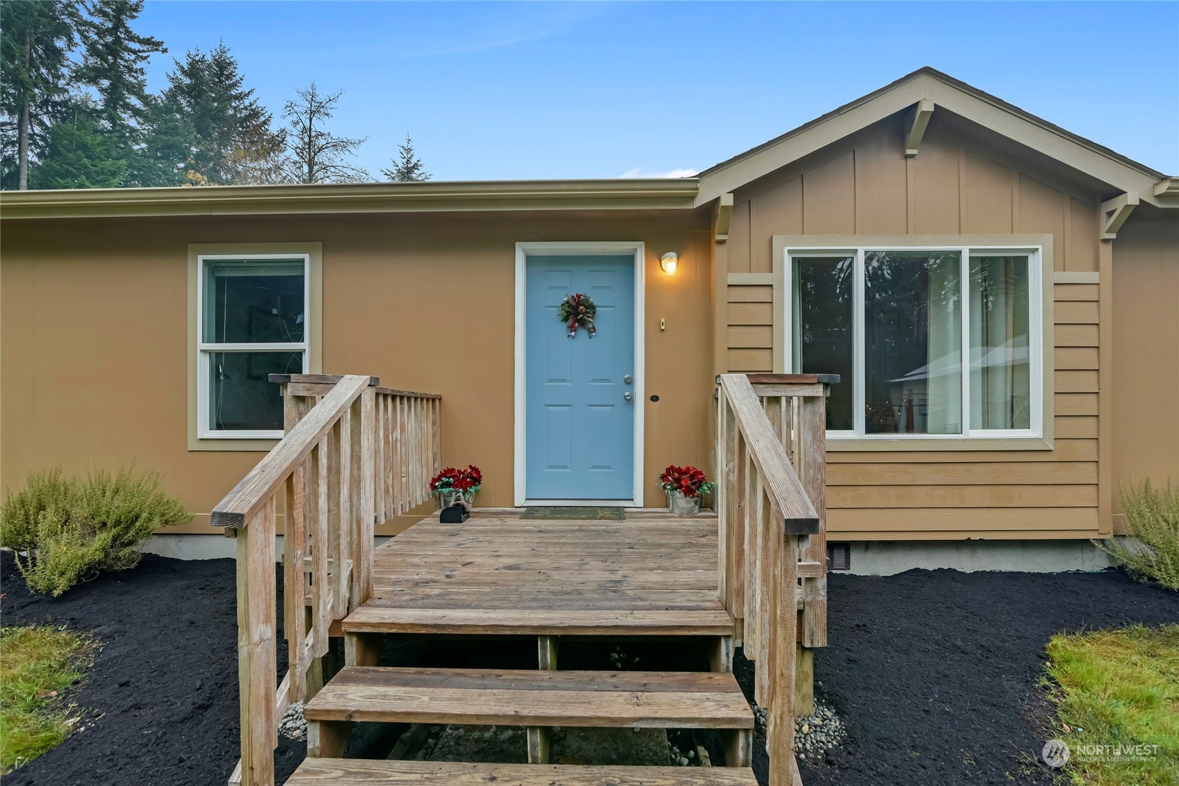 111 NW Beaver Ridge Lane