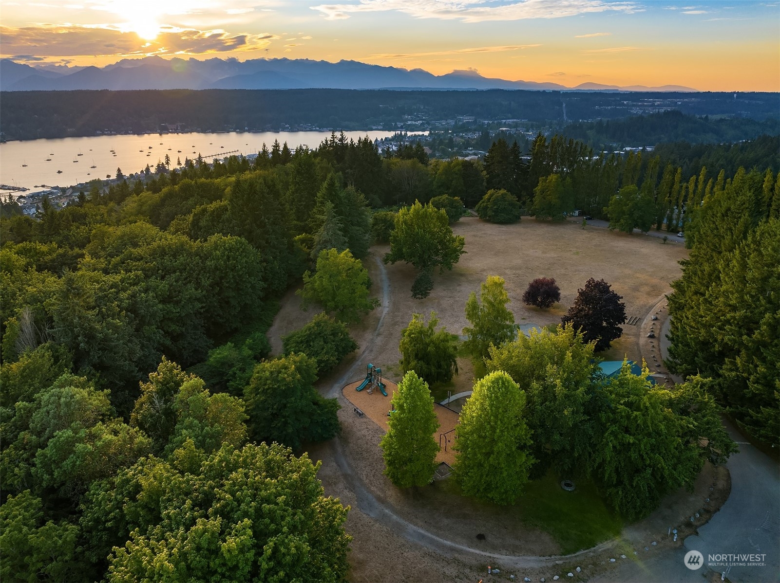 18375 Mt Townsend Drive NE