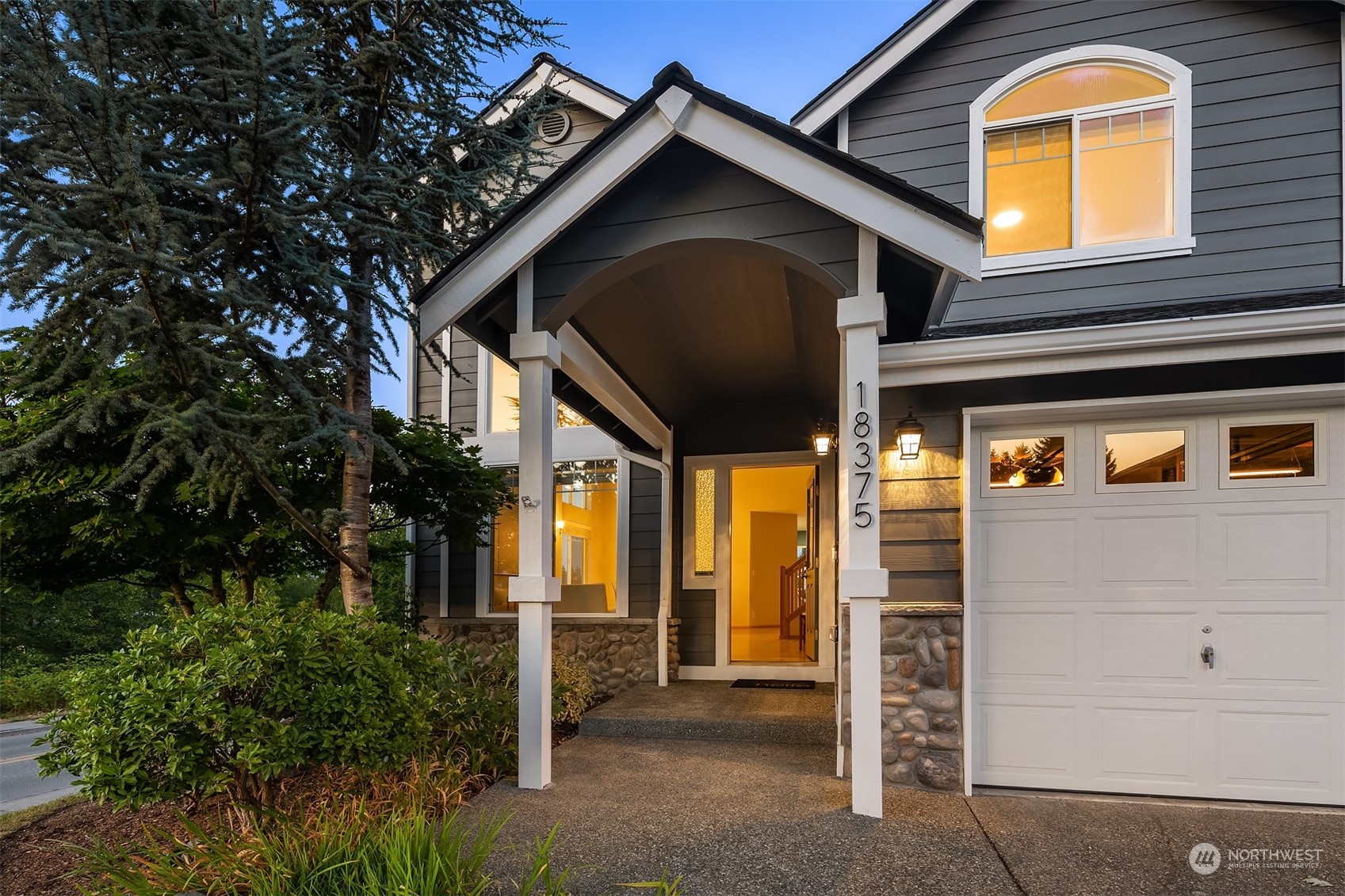 18375 Mt Townsend Drive NE
