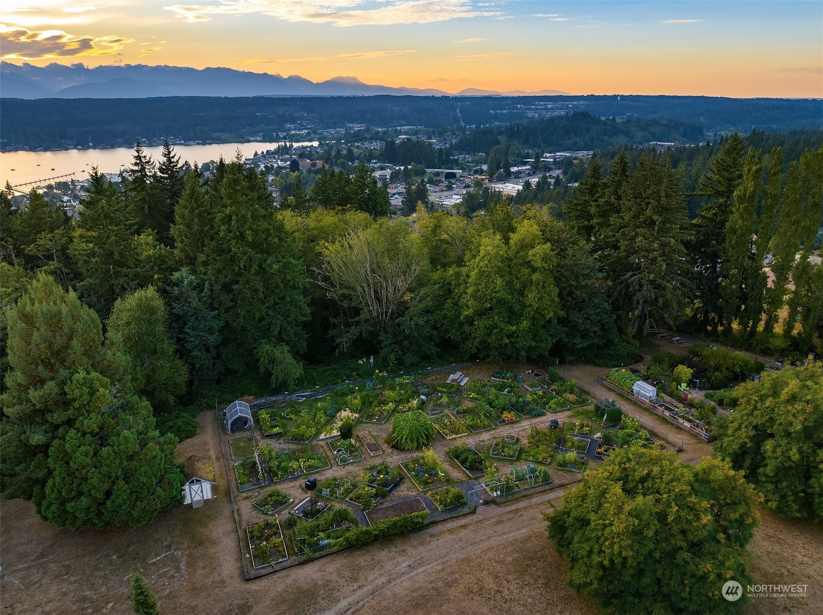 18375 Mt Townsend Drive NE