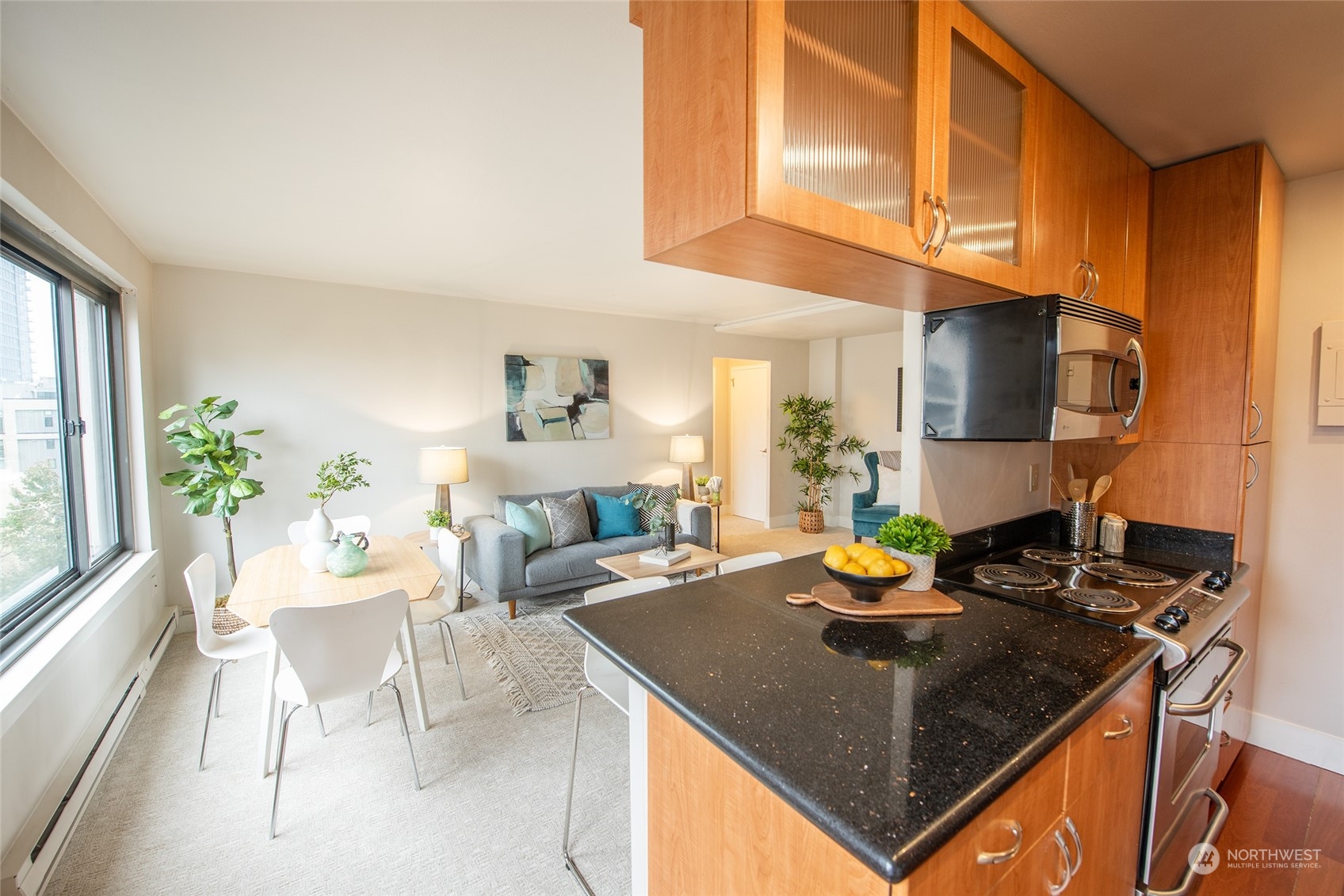 1105 Spring Street Unit: 804