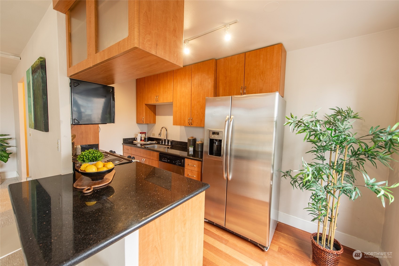 1105 Spring Street Unit: 804