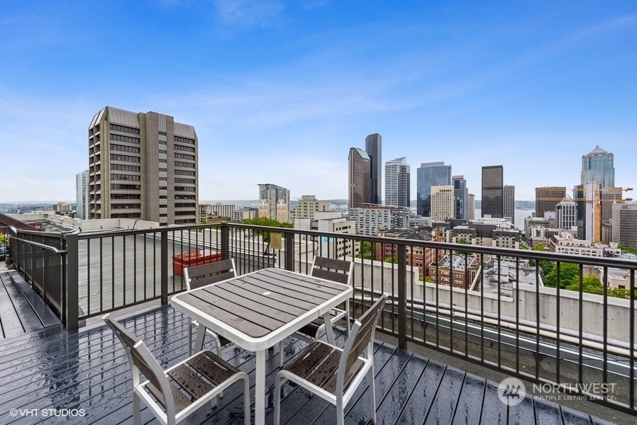 1105 Spring Street Unit: 804