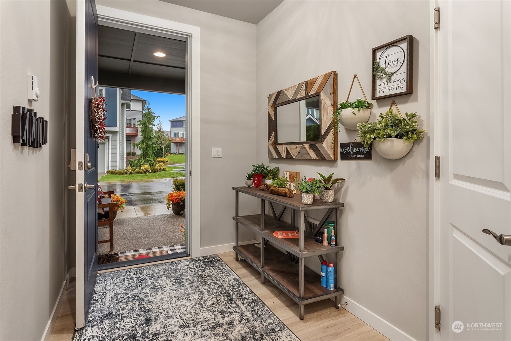 1621 Seattle Hill Road #H3