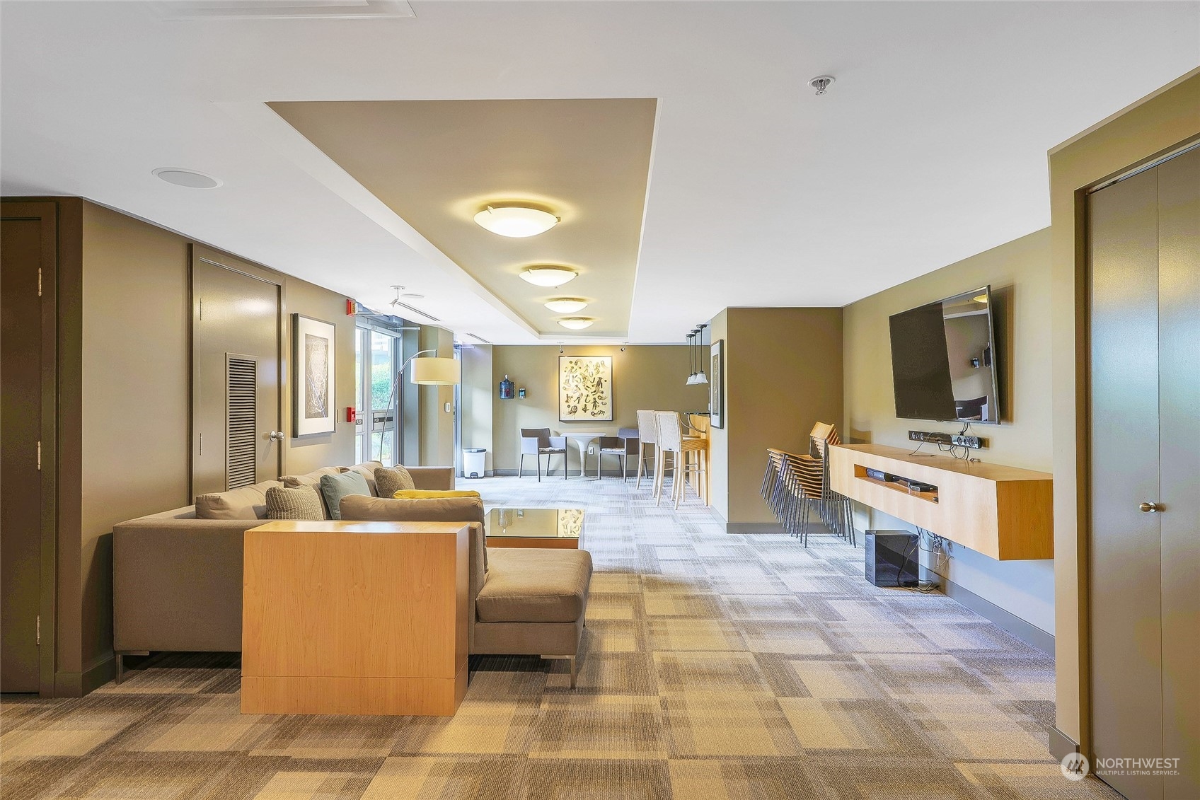 2929 1st Avenue Unit: 1015