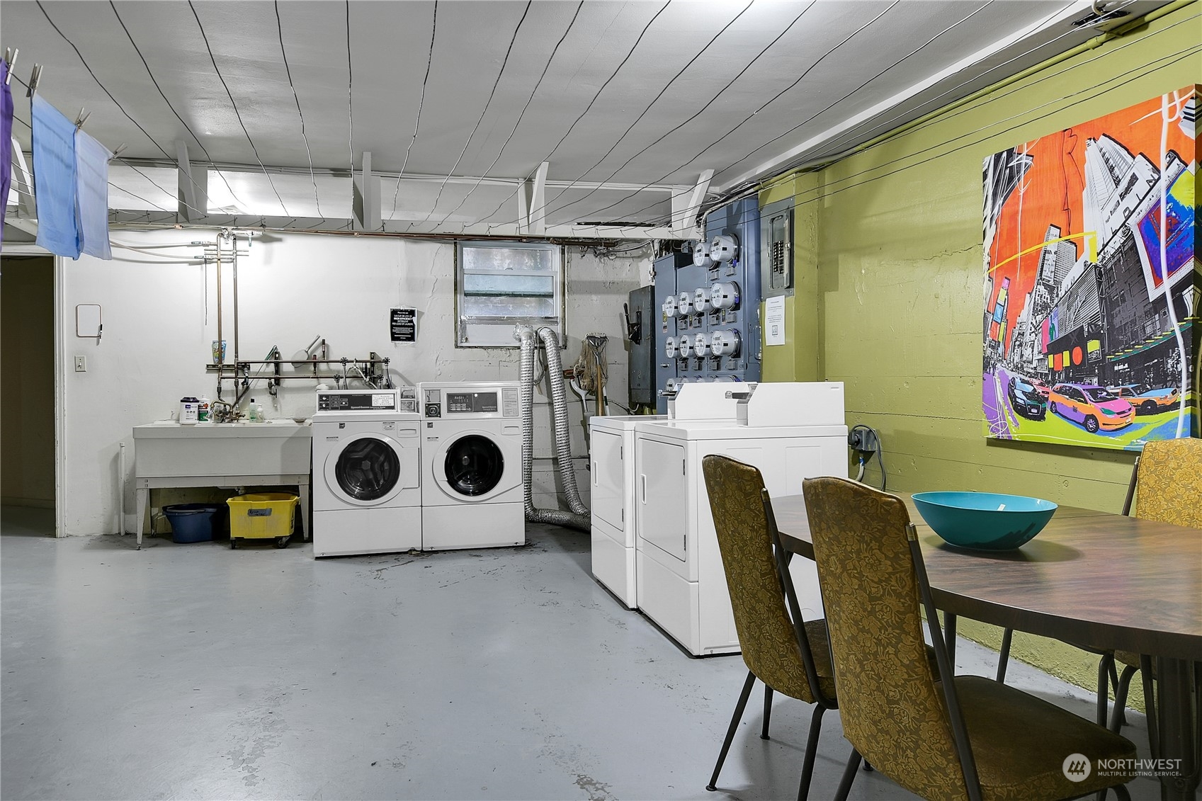 216 Aloha Street #103