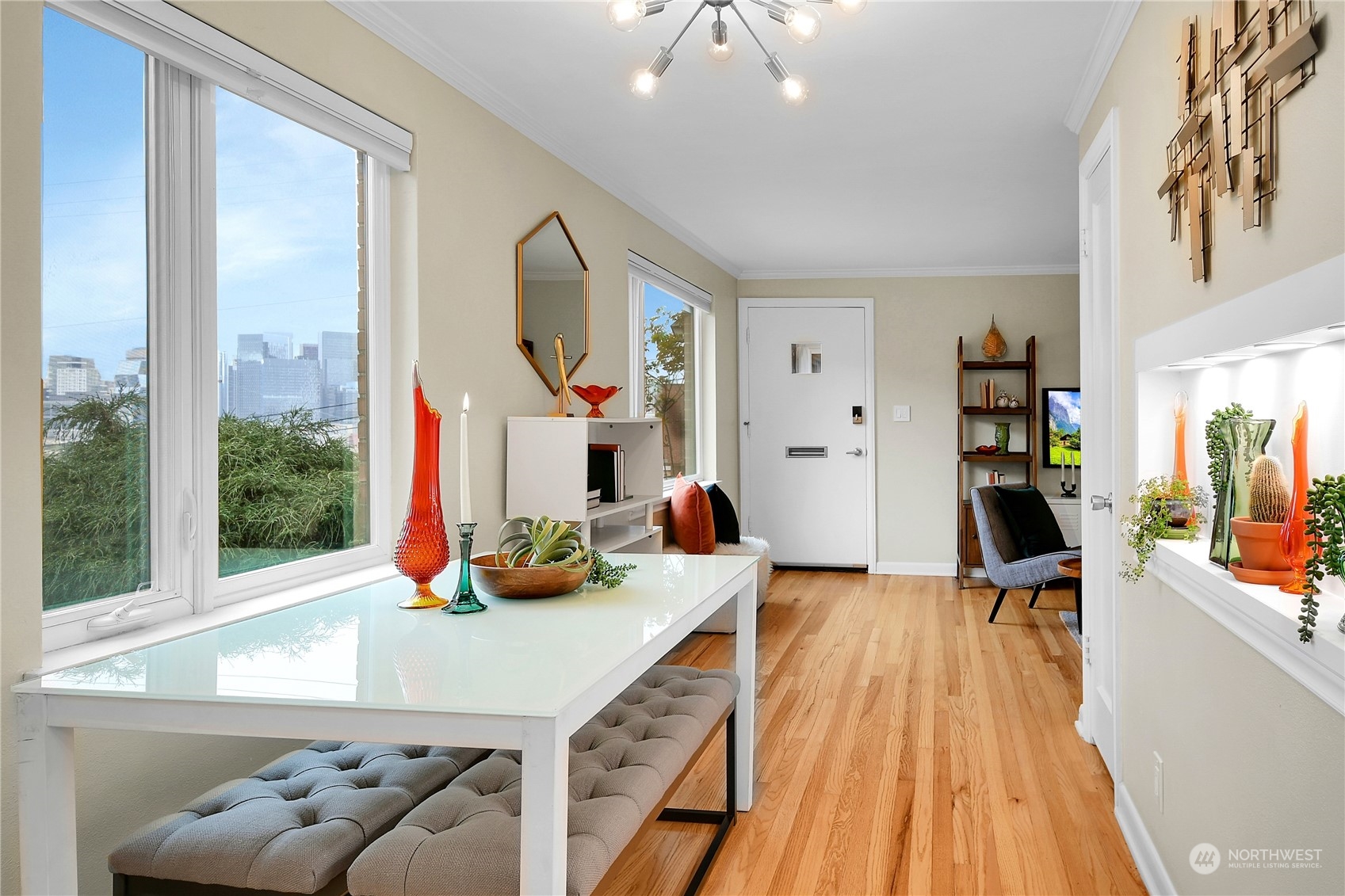 216 Aloha Street #103