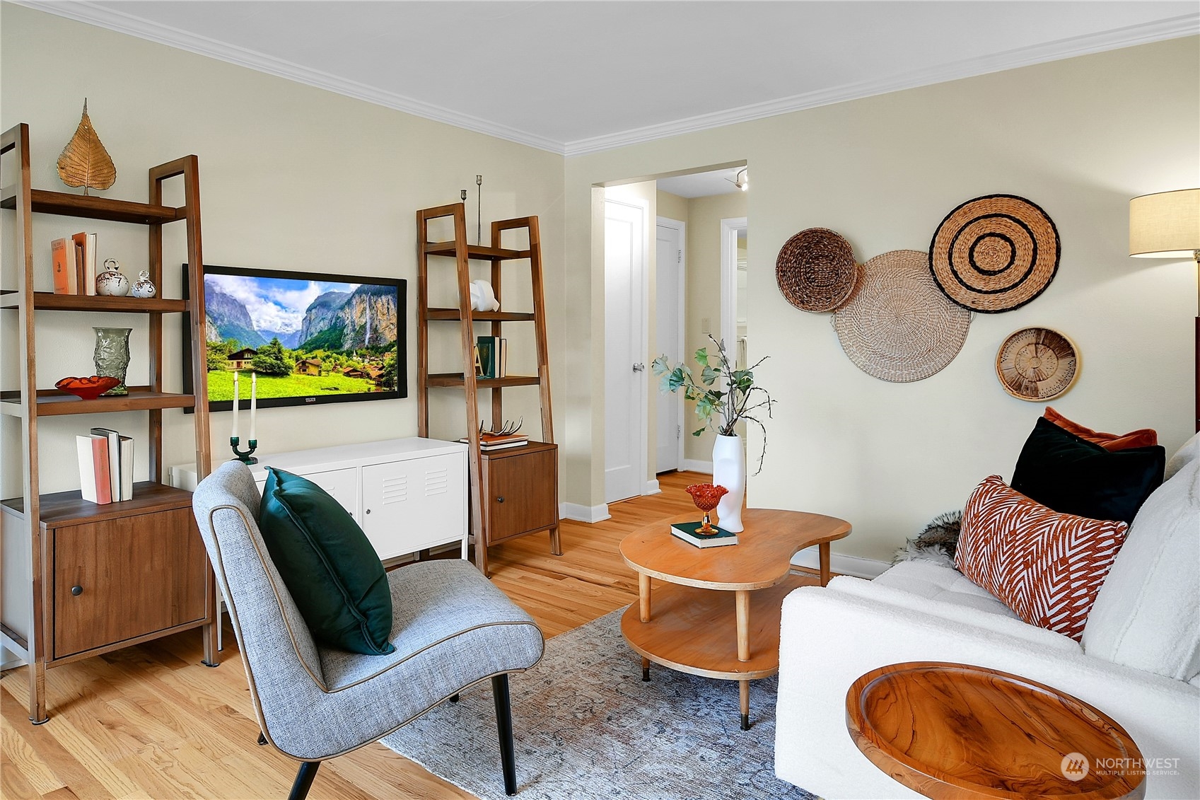 216 Aloha Street #103