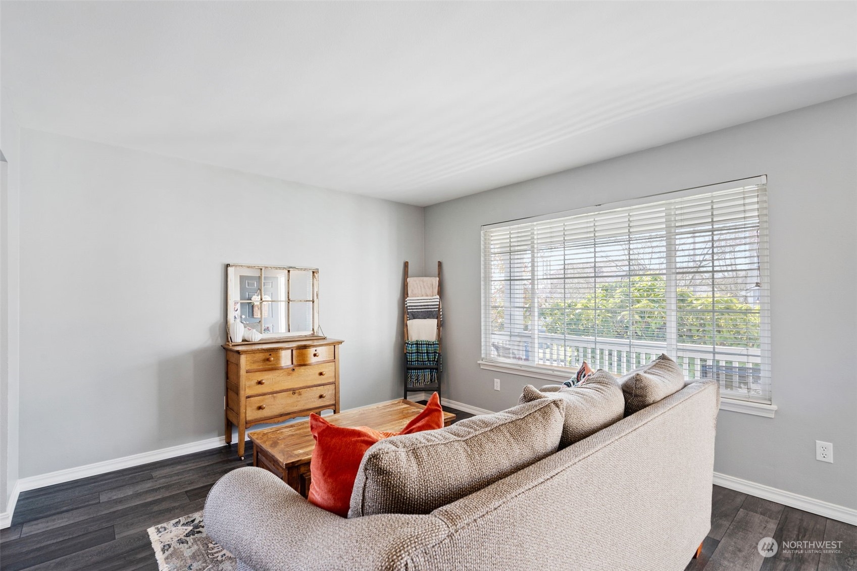 16887 Copper Mountain Road SE