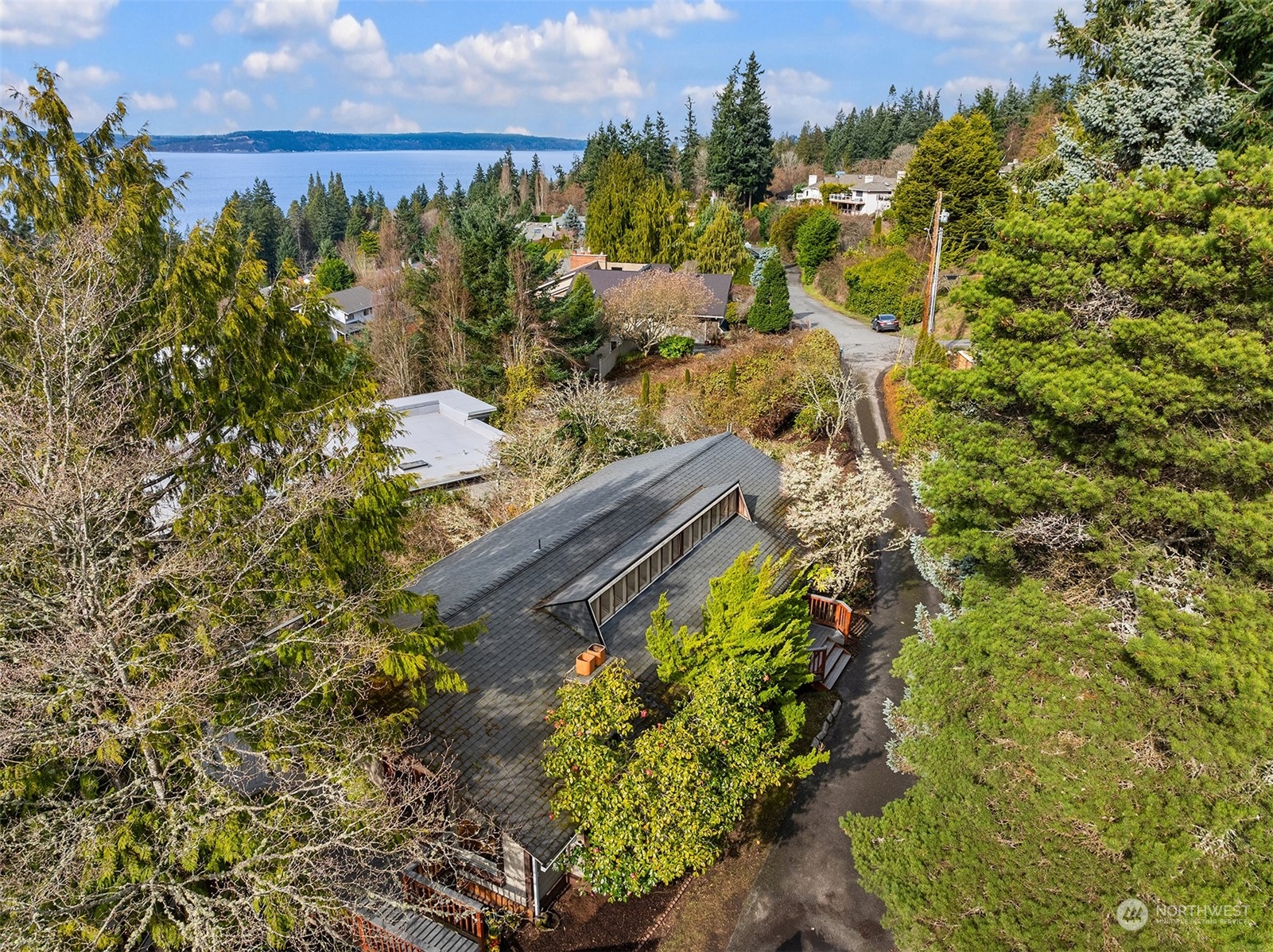 7405 172nd Street SW