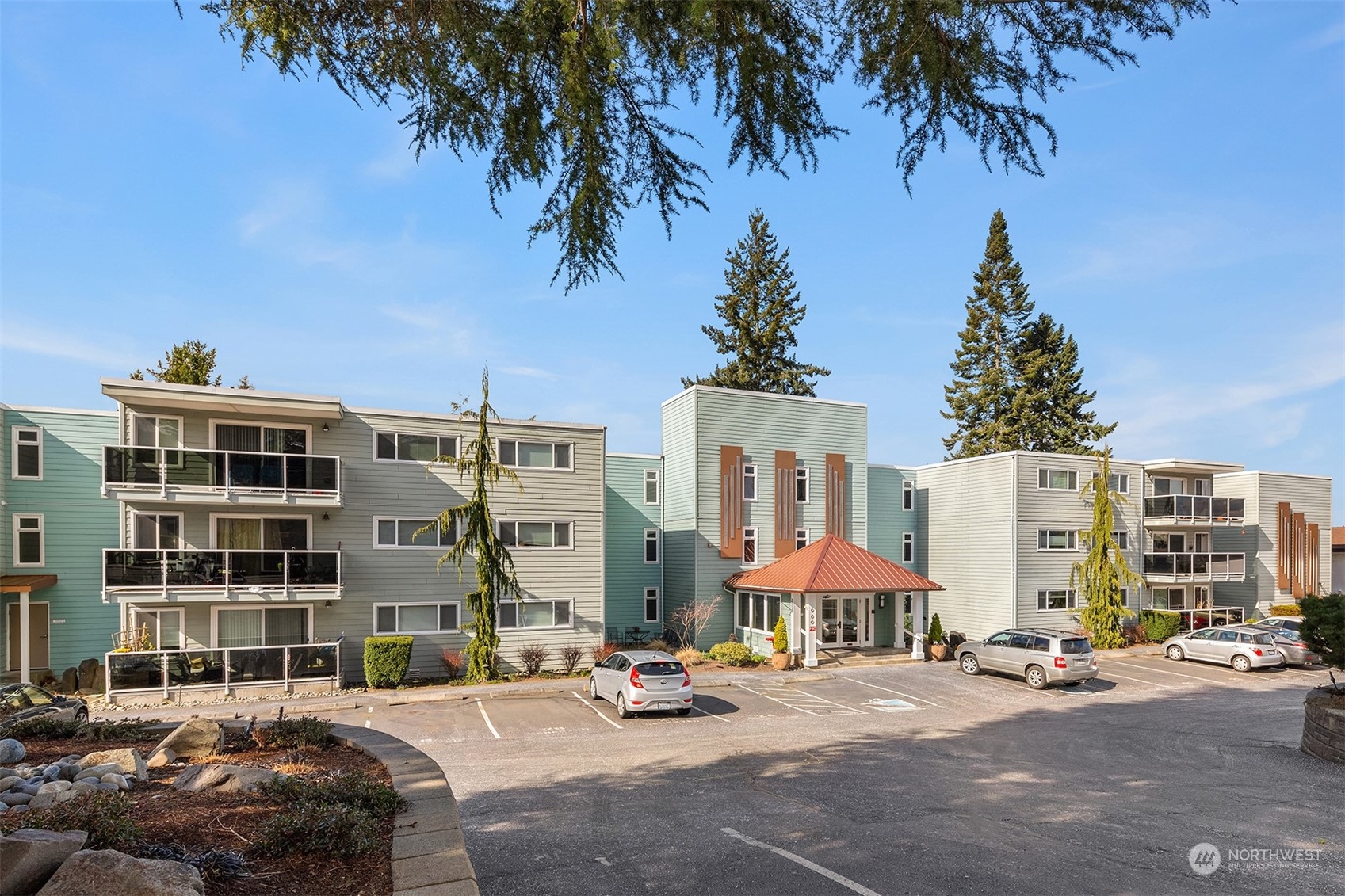 960 5th Avenue S #306