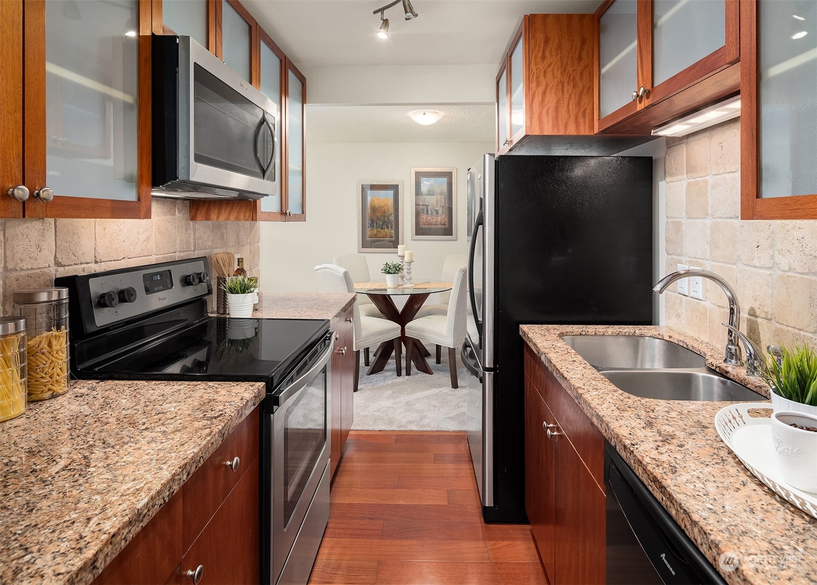 960 5th Avenue S #306