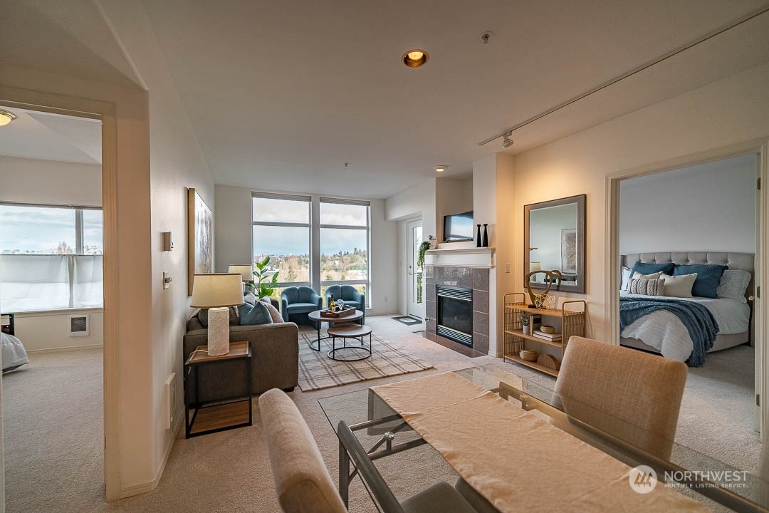 3221 SW Avalon Way ##404