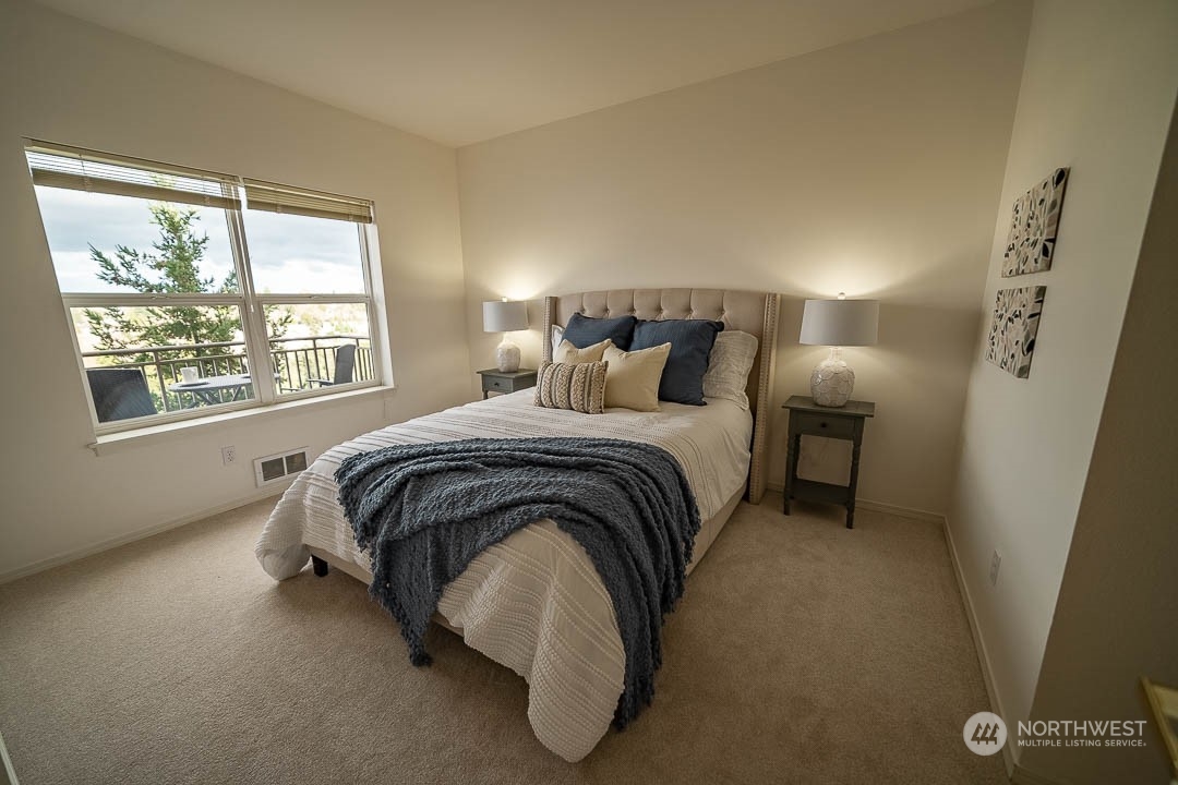 3221 SW Avalon Way ##404