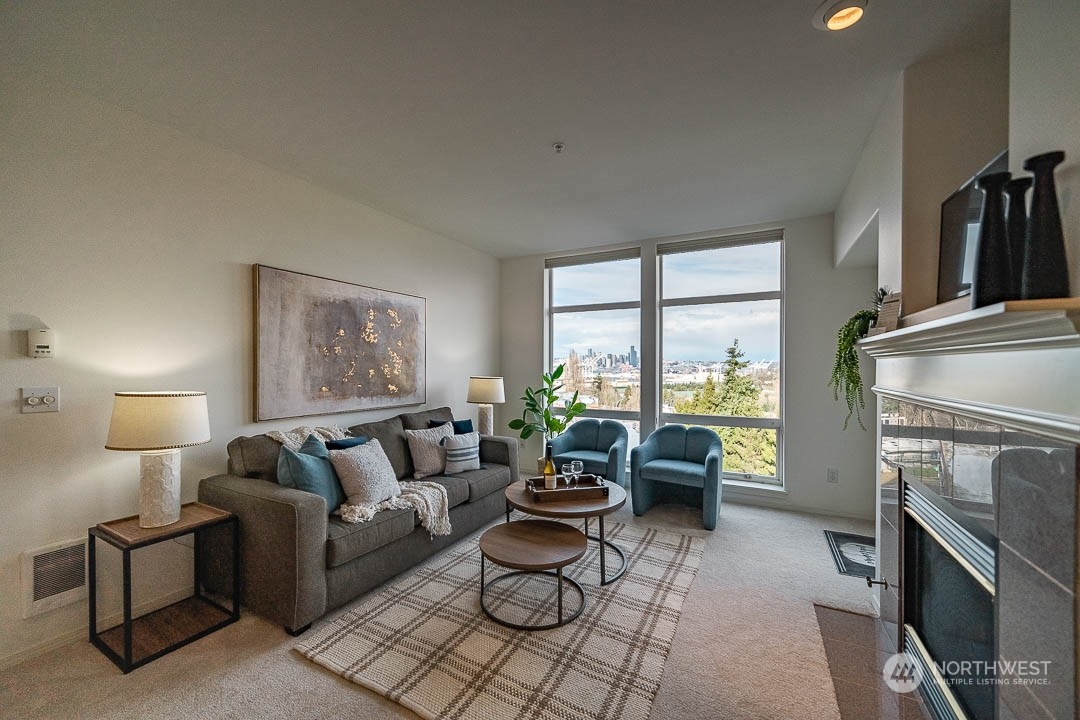 3221 SW Avalon Way ##404