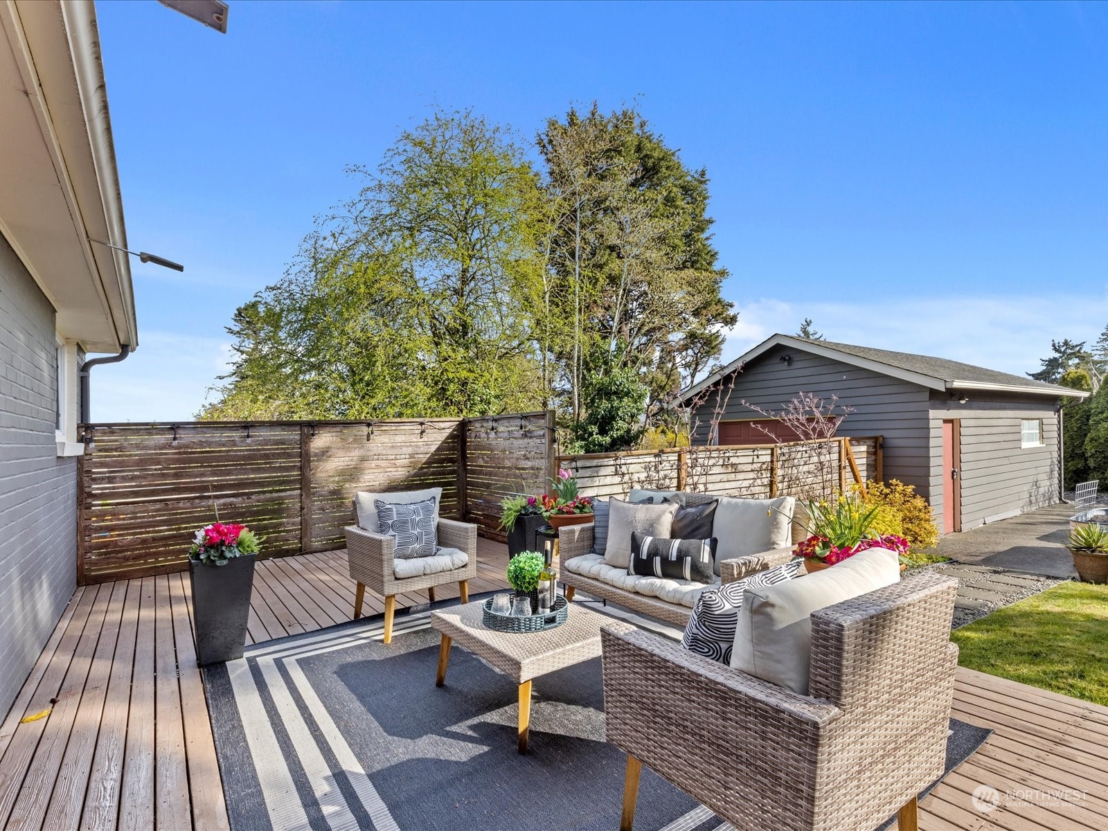 3735 SW 106th Street