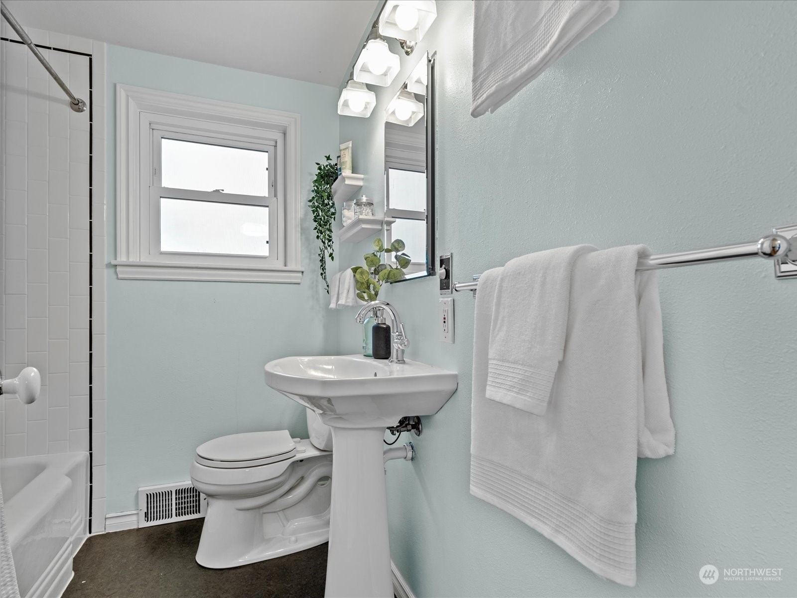 3735 SW 106th Street