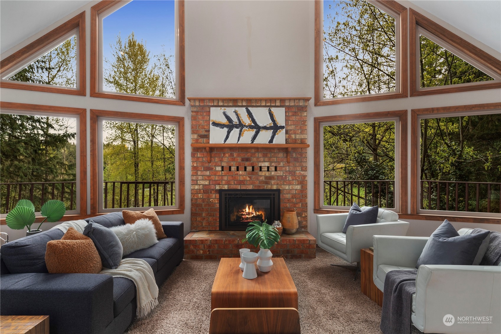 4704 West Tapps Drive E