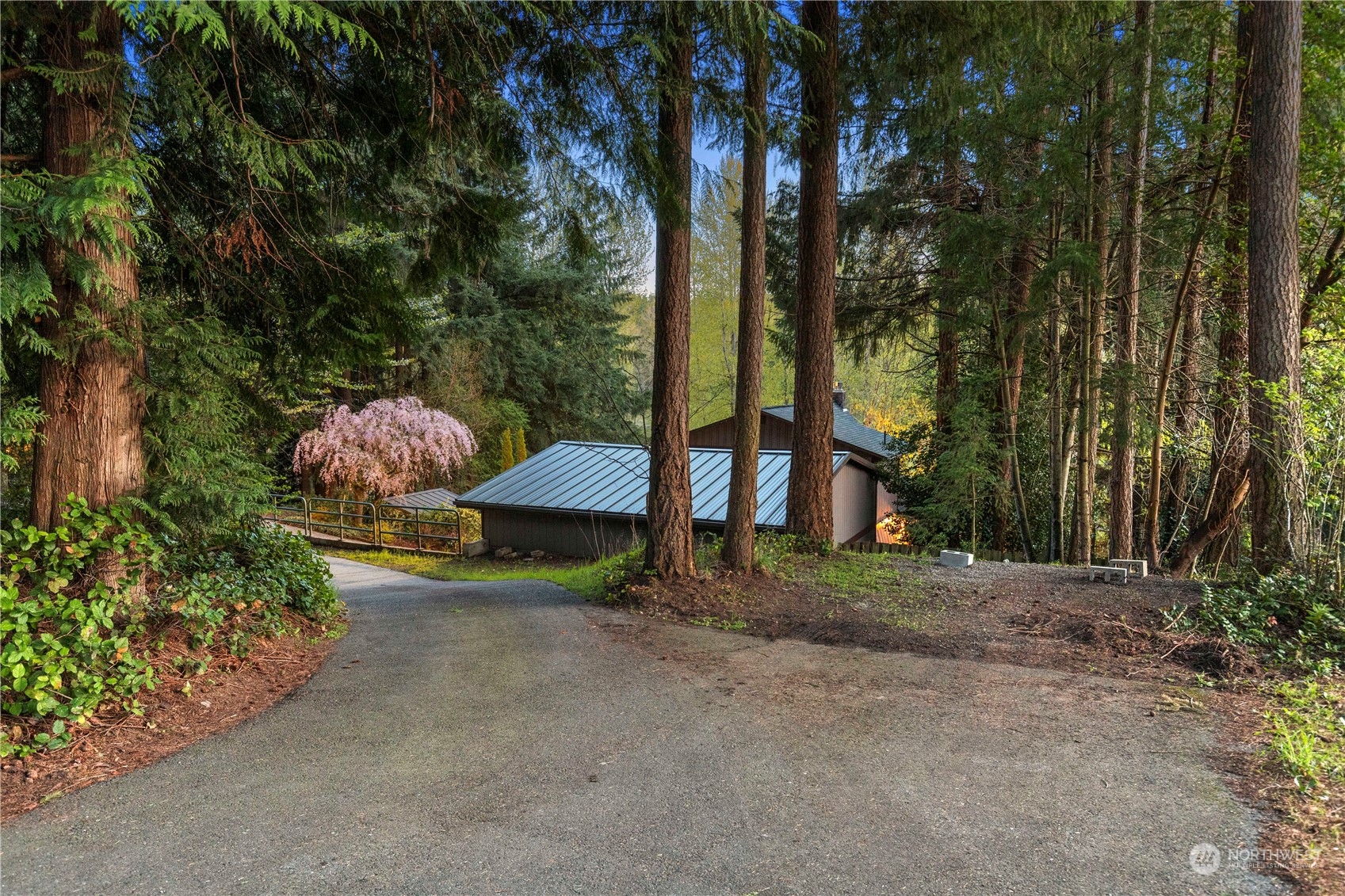 4704 West Tapps Drive E