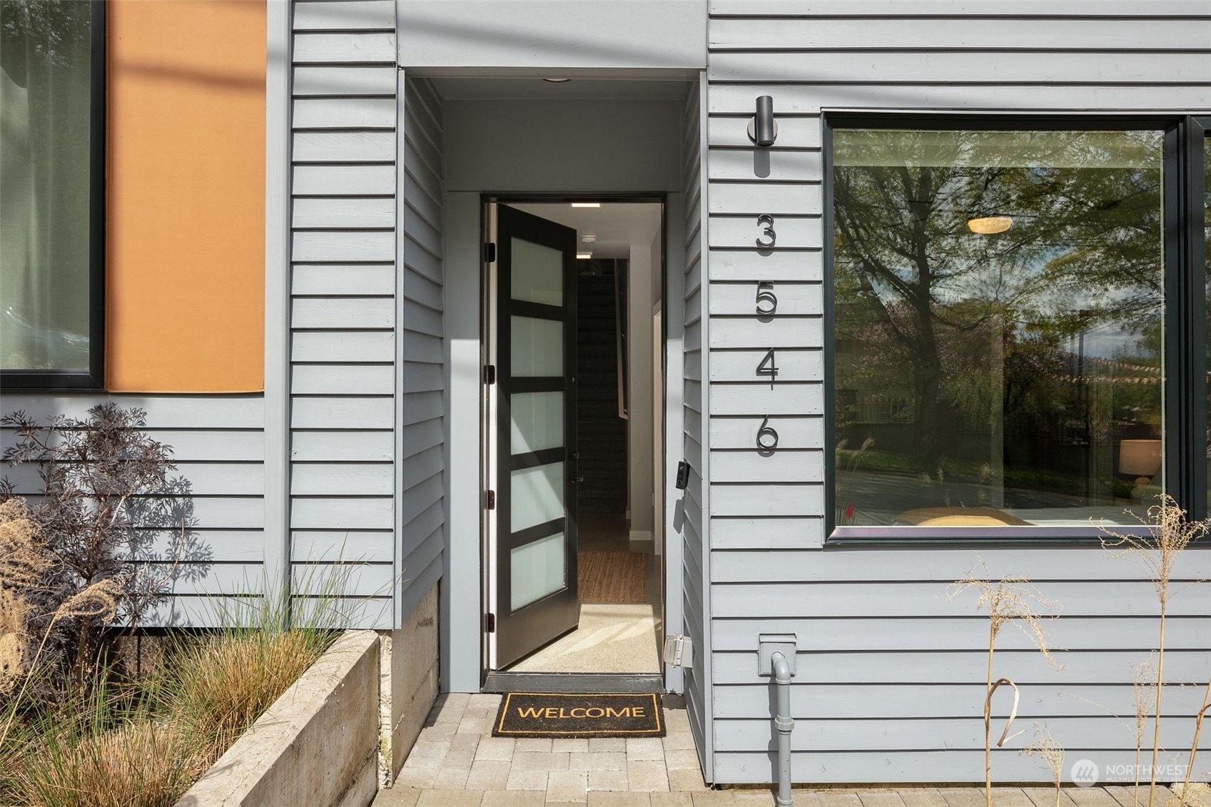 3546 S Graham Street