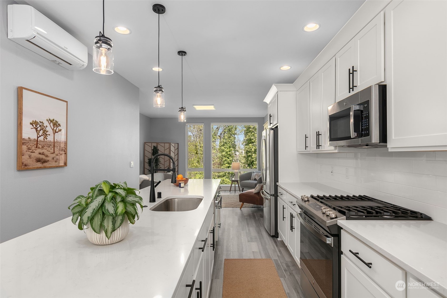 3546 S Graham Street