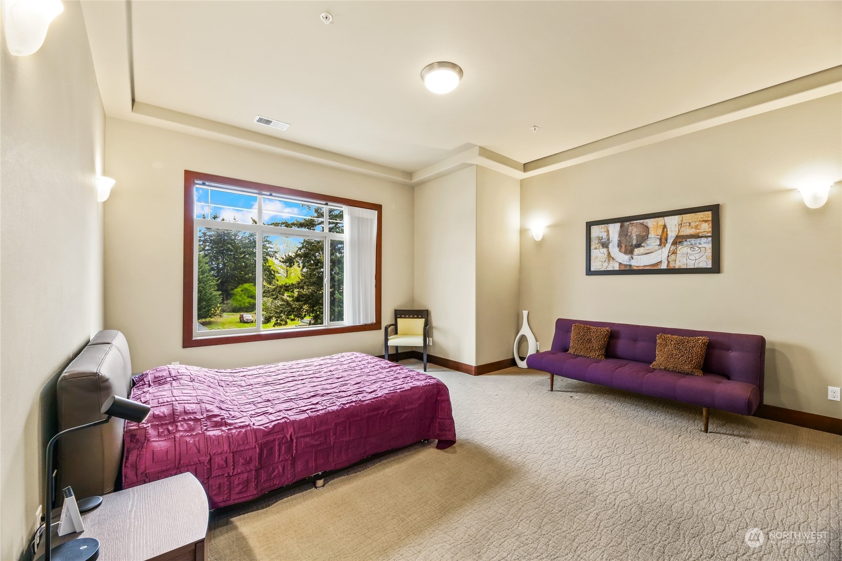 4005 NE 3rd Place #3E