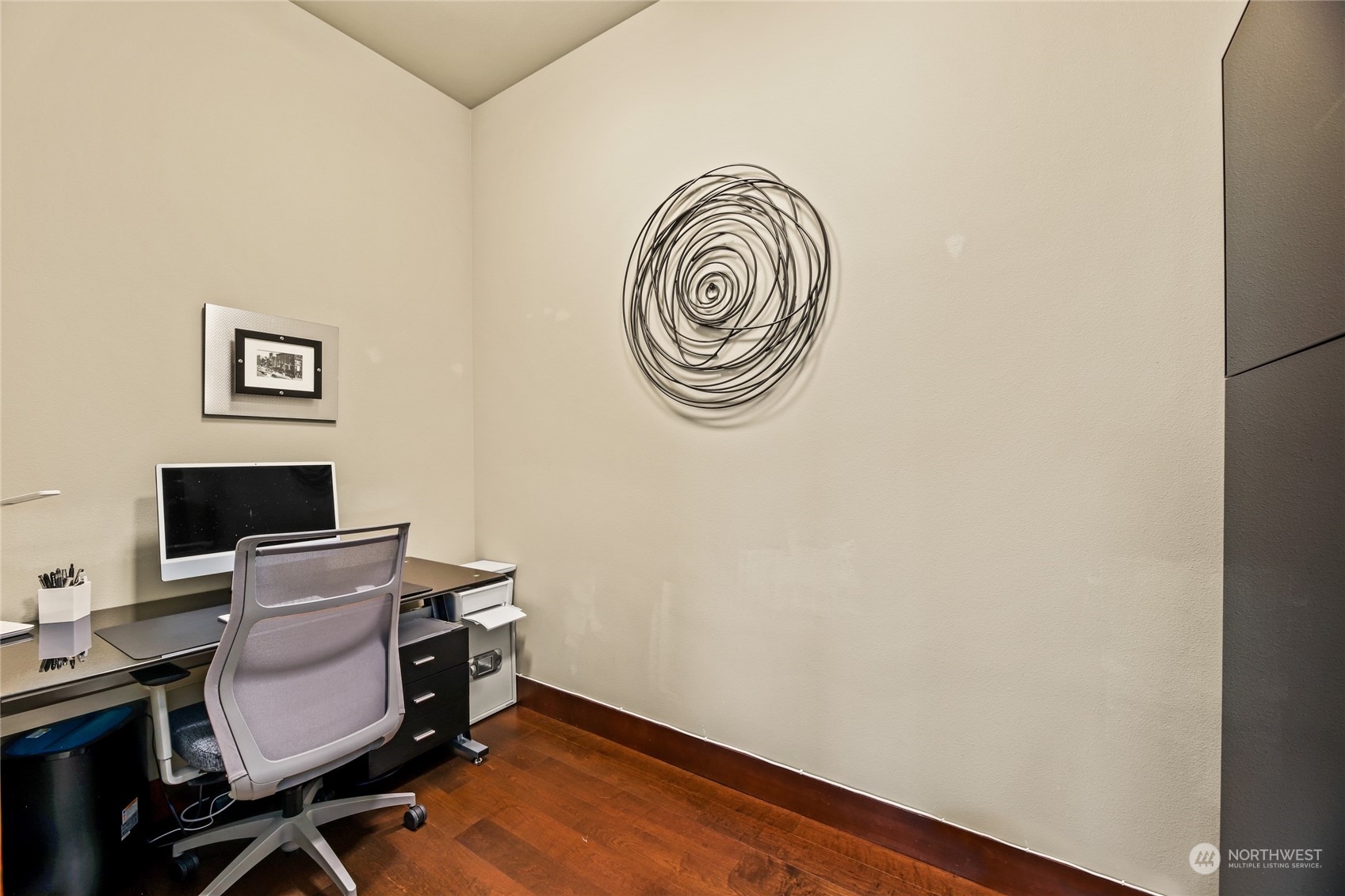 4005 NE 3rd Place #3E