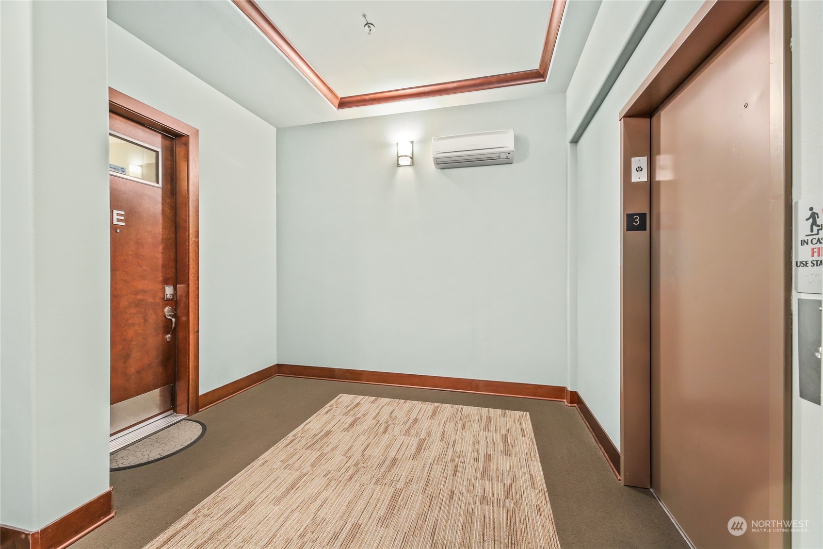 4005 NE 3rd Place #3E