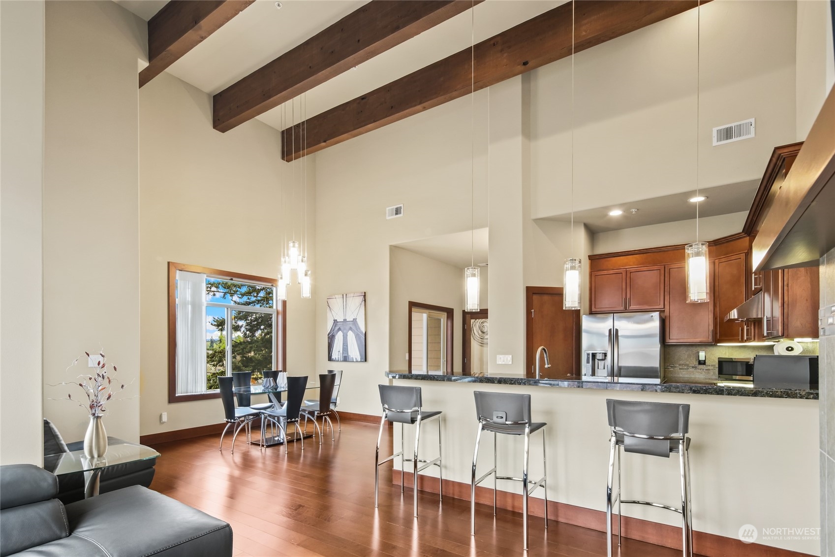 4005 NE 3rd Place #3E