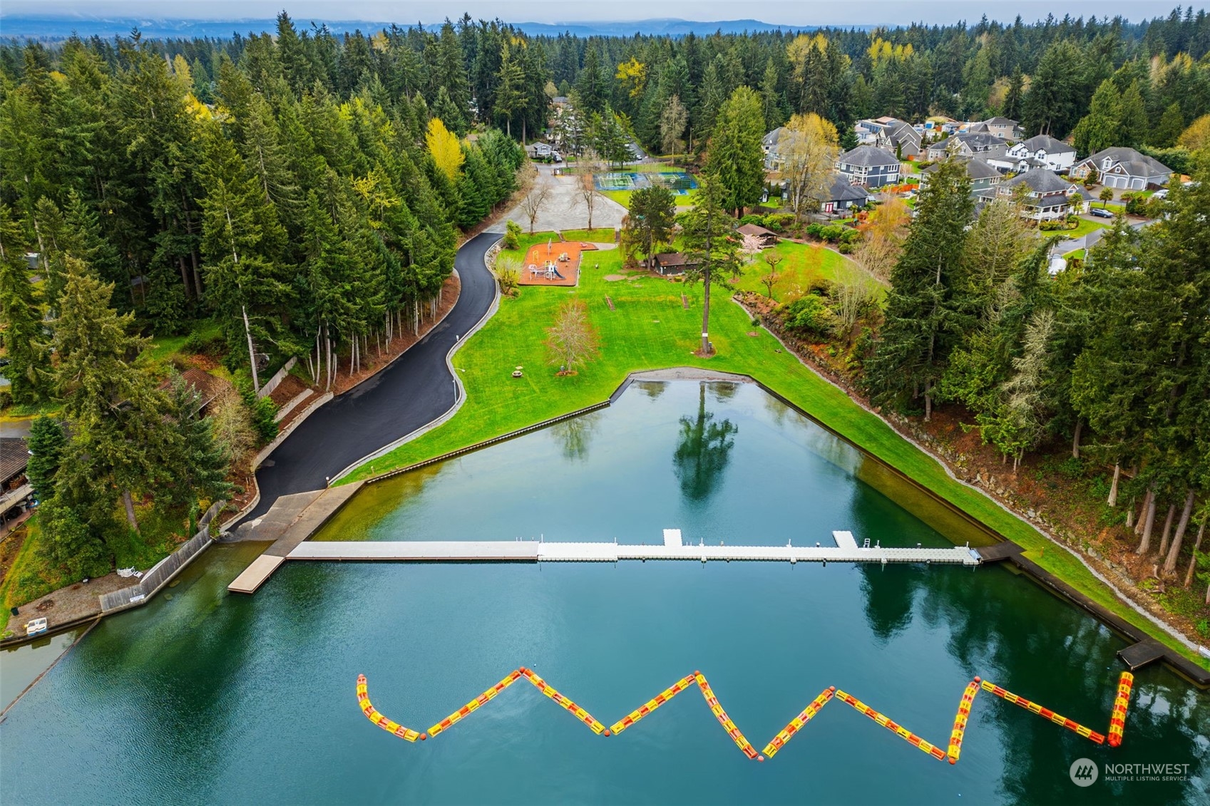 4739 Lakeridge Drive E