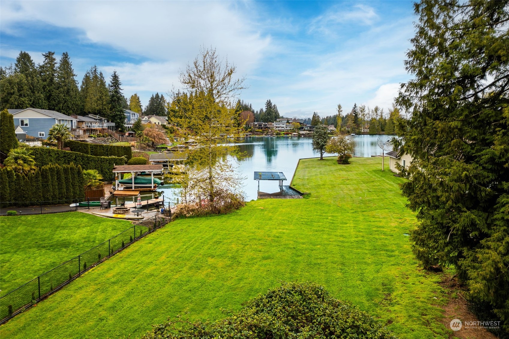 4739 Lakeridge Drive E