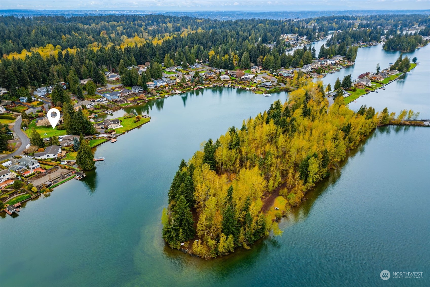 4739 Lakeridge Drive E