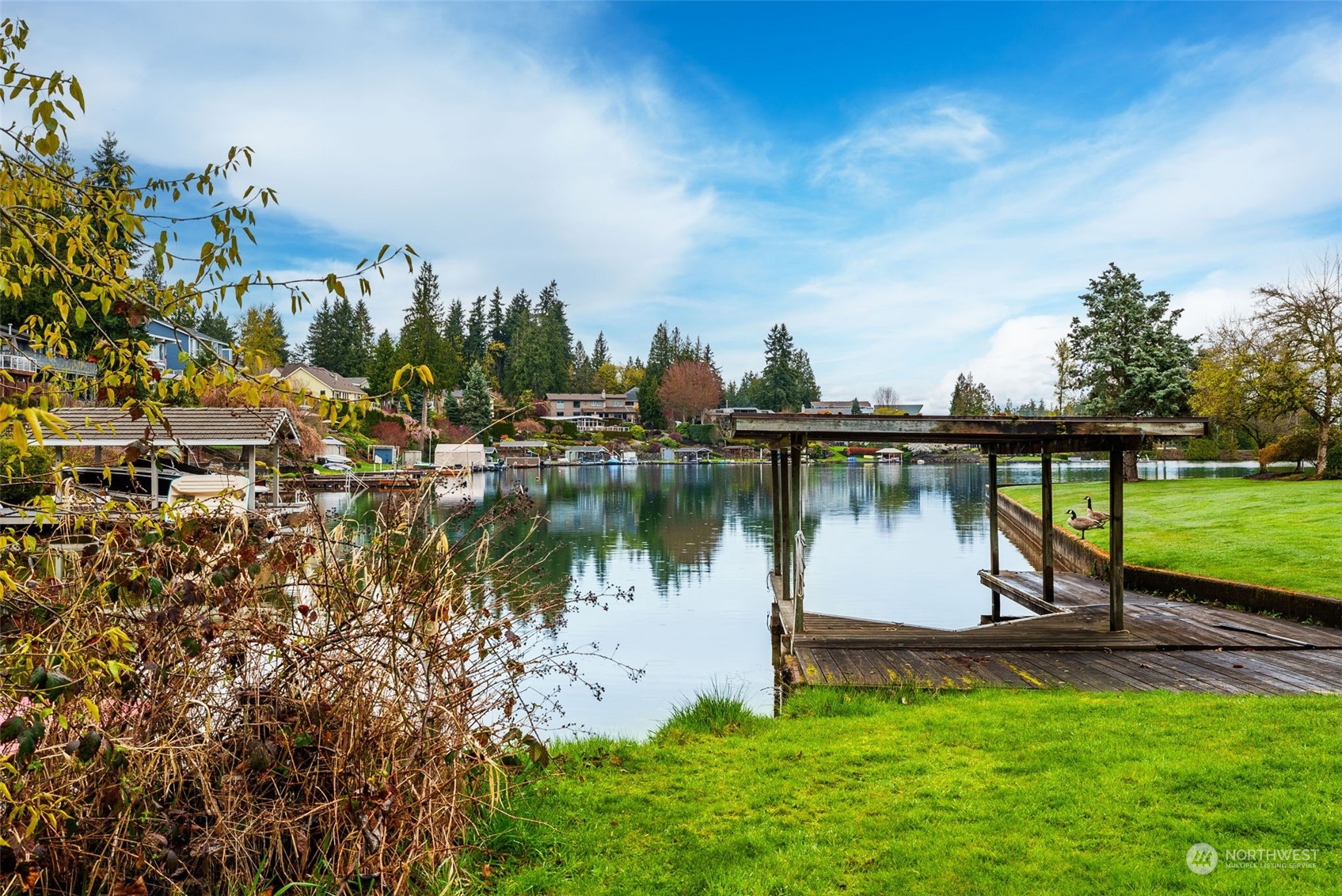 4739 Lakeridge Drive E