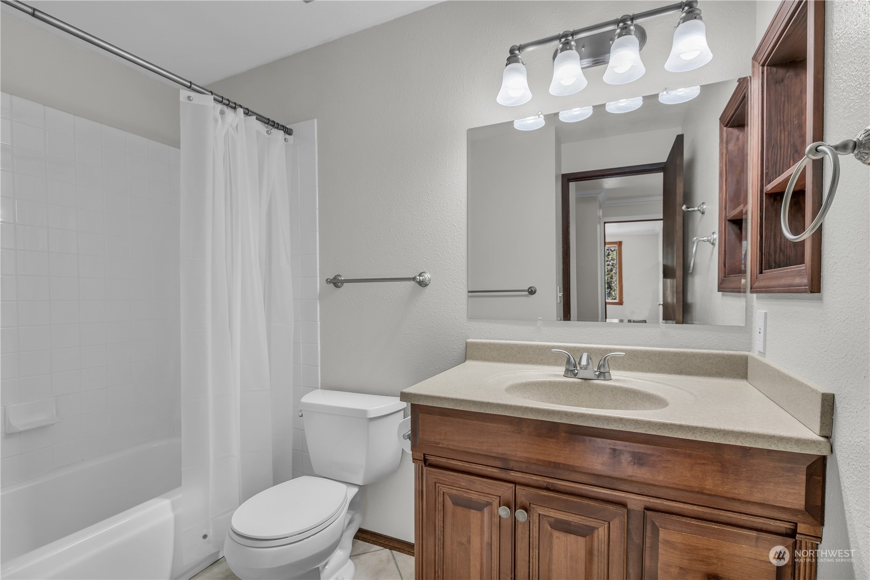 23201 138 Avenue SE, -3229