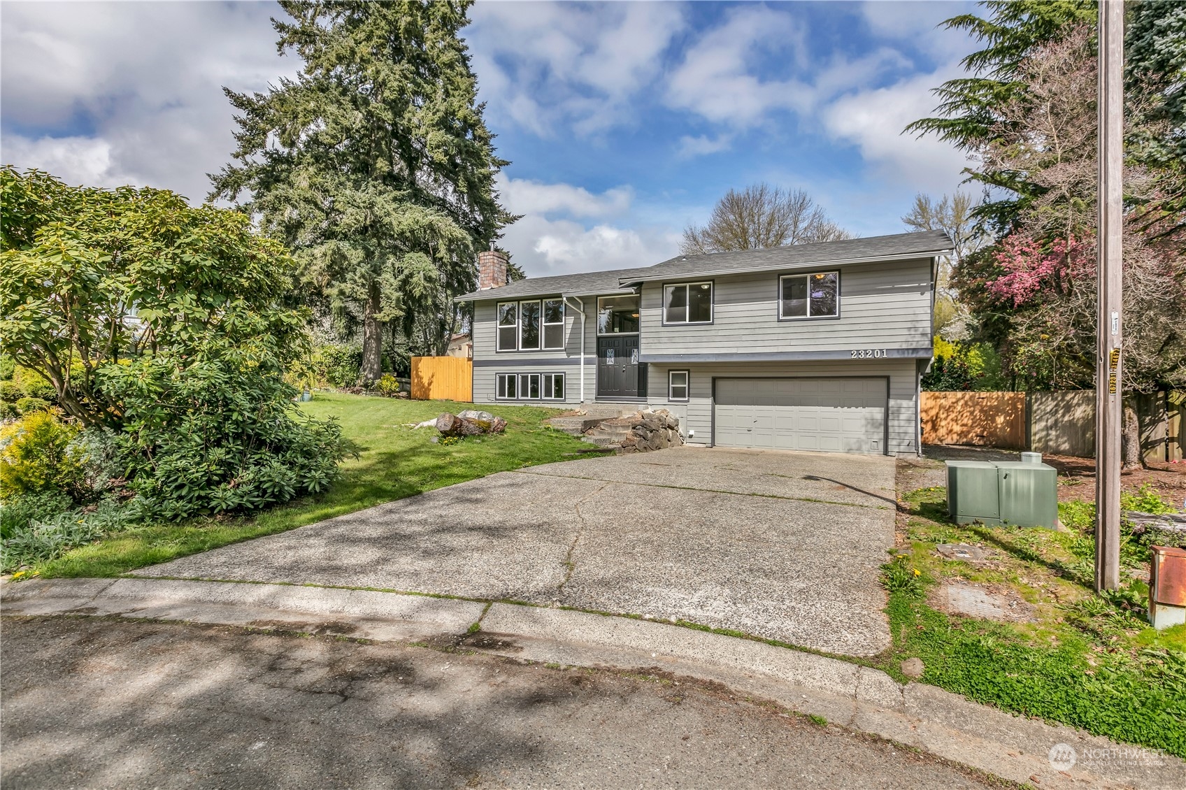 23201 138 Avenue SE, -3229