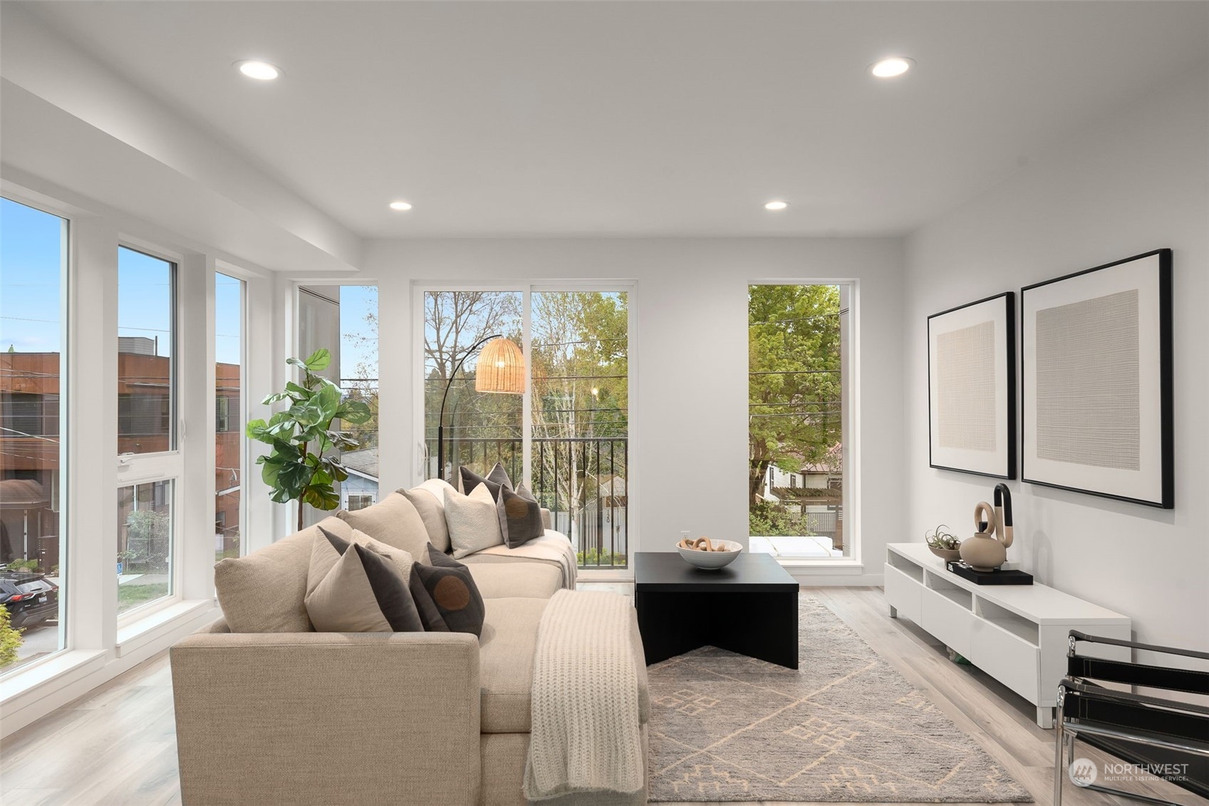 123 26th Avenue E Unit: B