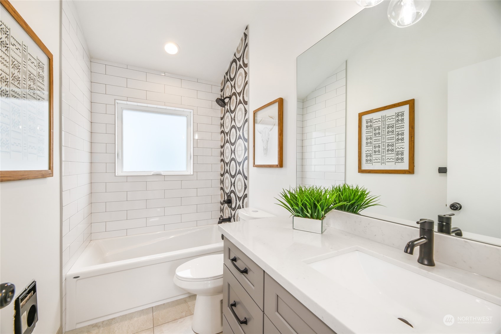 5012 -B 42nd Avenue SW