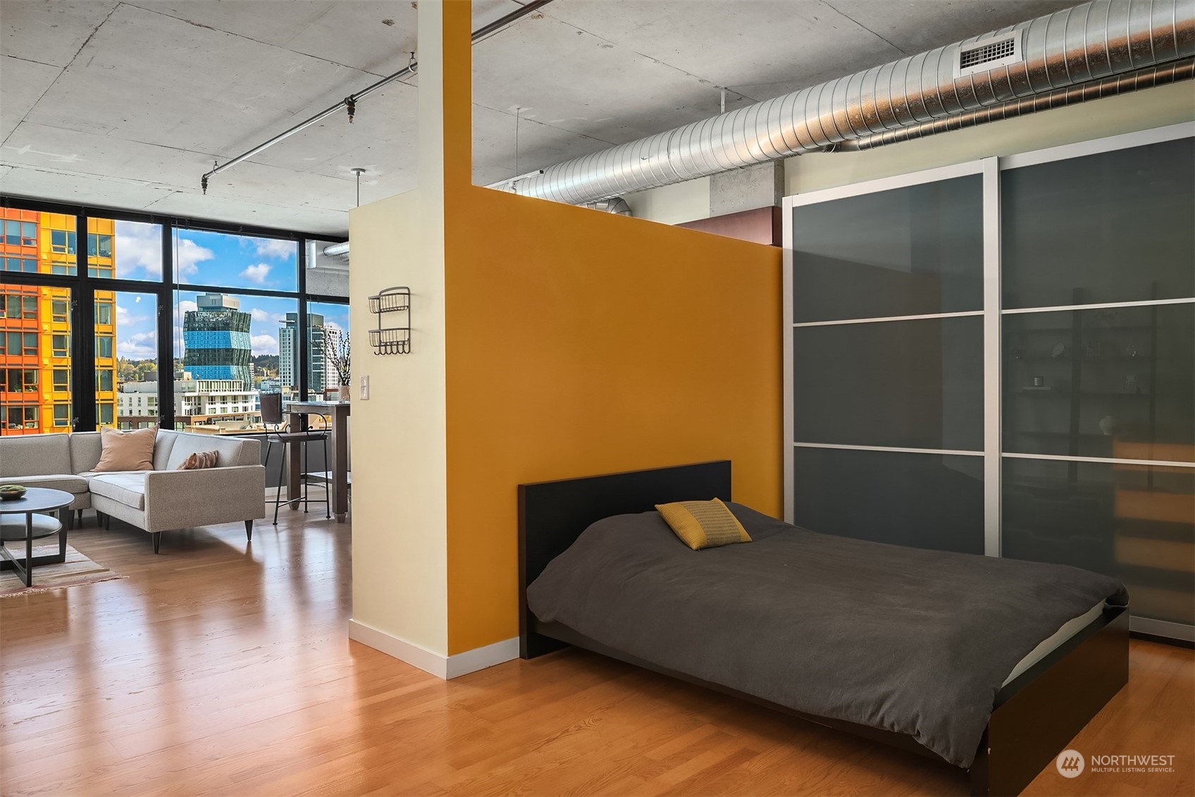 2720 3rd Avenue #905